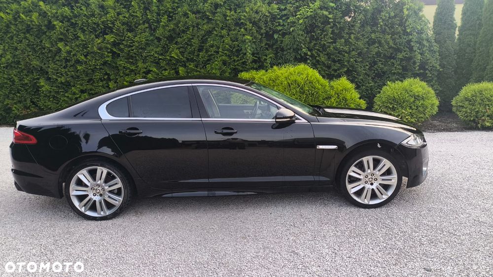 Jaguar XF - 4
