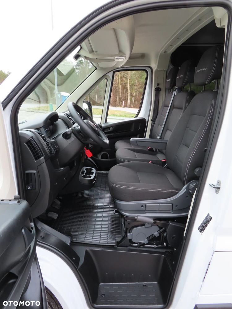 Fiat Ducato MAXI seria 8 MIXTO Doka Brygadowy Dubel 7-Mio Osobowy+1170 Kg Ładowności DMC 3500 Kg Rozstaw Osi 4035 mm Furgon L4H3 2.2 MultiJet3 H3-POWER 160 KM Android Auto/Carplay Serwis ASO Do Ostatniego Kilometra Gotowy Do Pracy STAN JAK NOWY POLECAM - 32