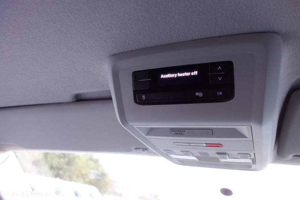 Volkswagen Transporter  T6 Automat 2.0 TDI 150 KM  L1H1 Klima Webasto - 19