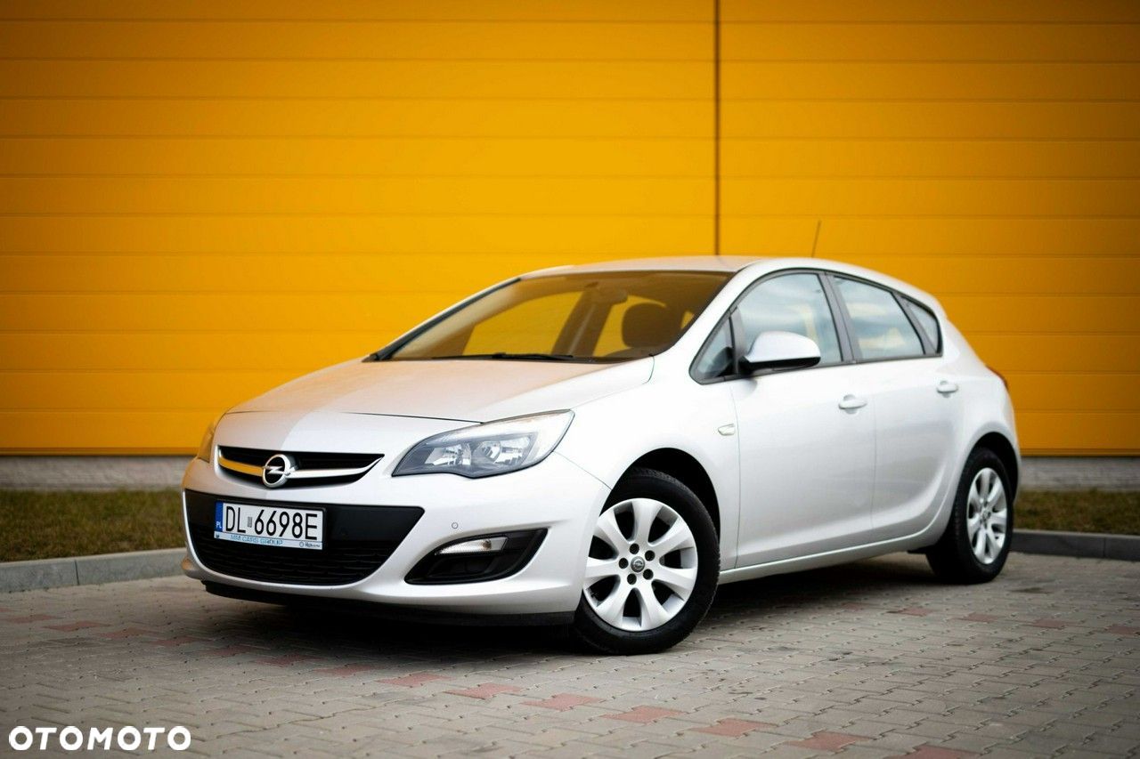 Opel Astra - 1
