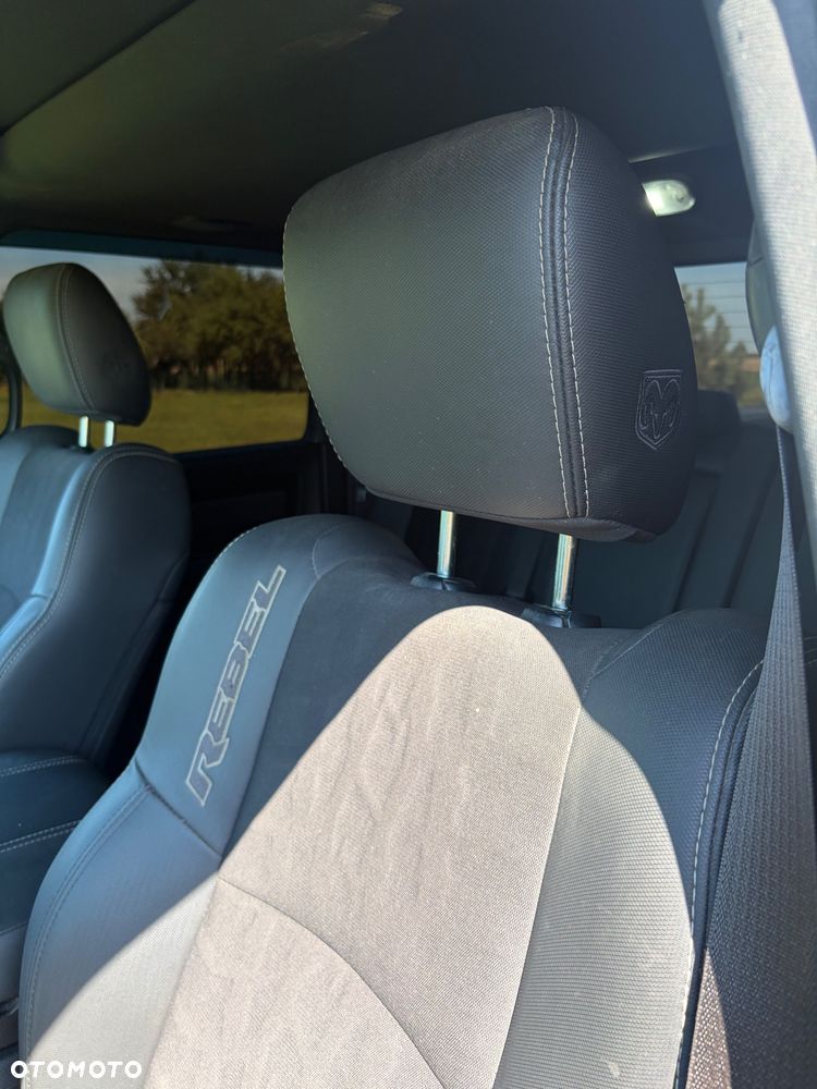 Dodge RAM 5.7 4x4 - 20