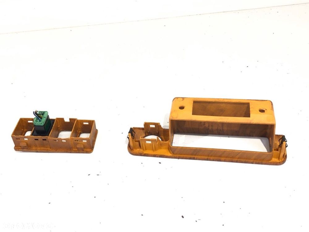 LISTWY DEKOR  SSANGYONG CHAIRMAN (HT_) 1997 - 2022 3.2 165 kW [225 KM] benzyna 2011 - 2022 - 15