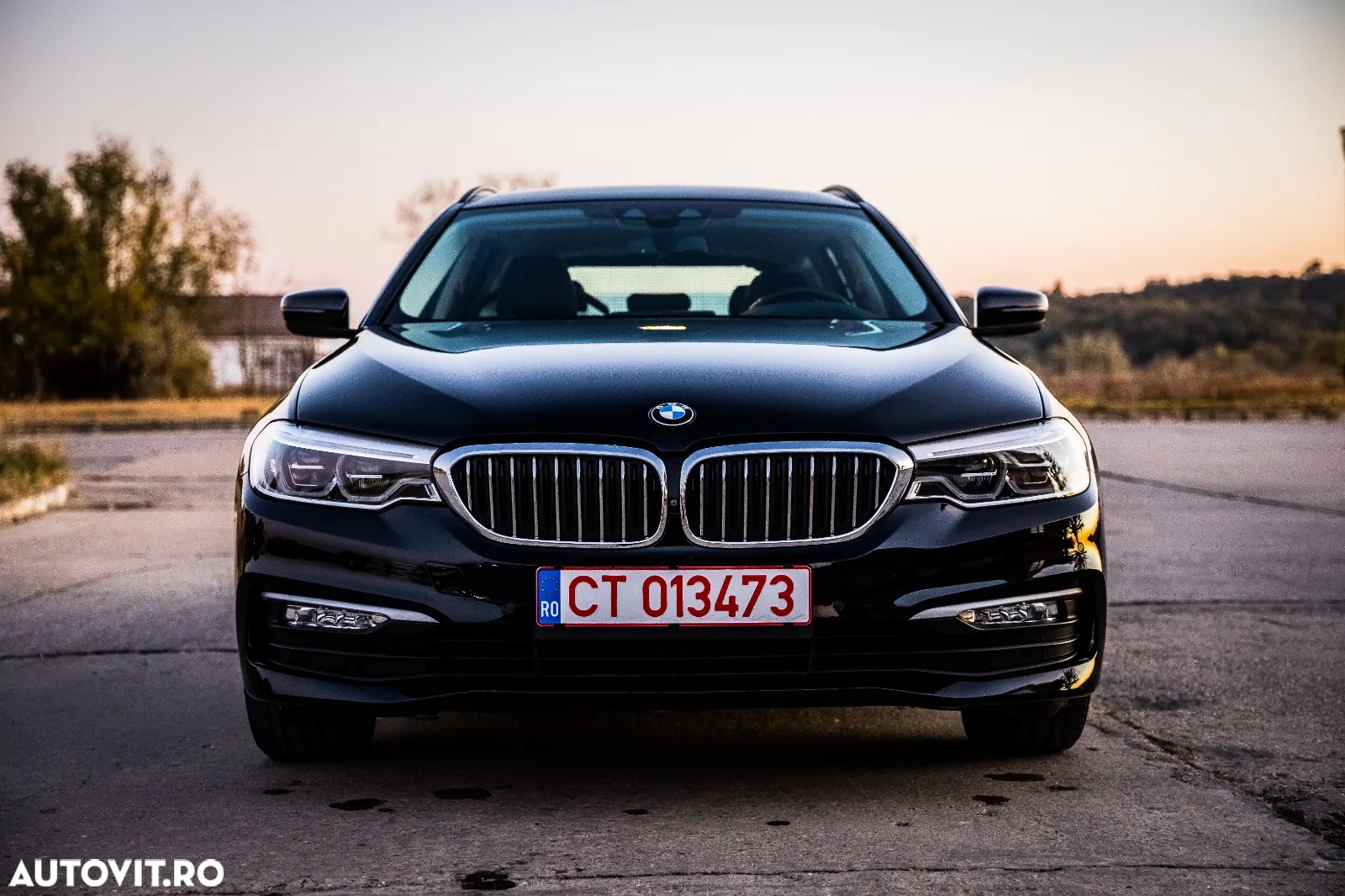 BMW Seria 5 520d Touring Aut. Luxury Line - 9