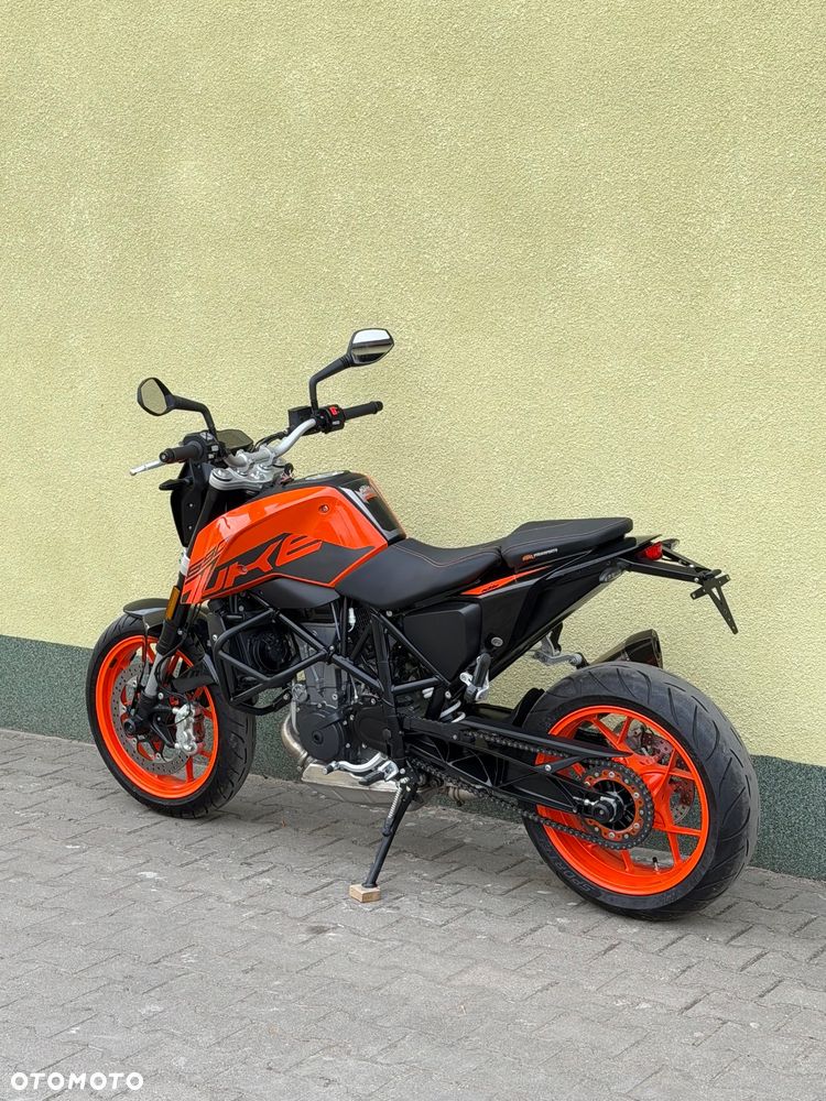 KTM Duke - 19