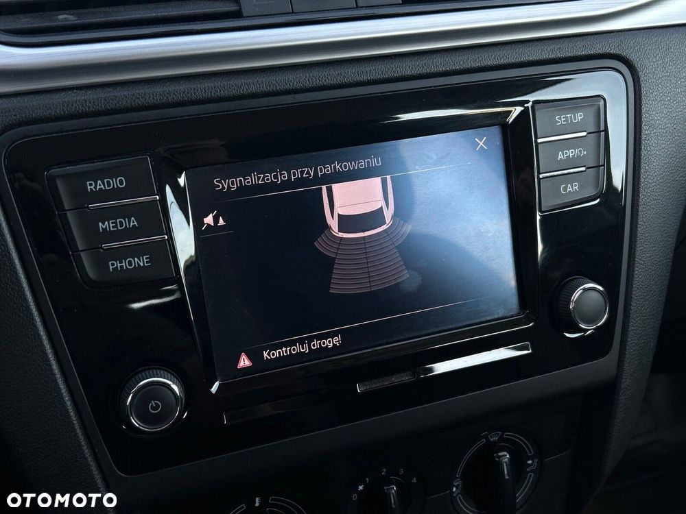 Skoda RAPID 1.0 TSI Ambition - 26