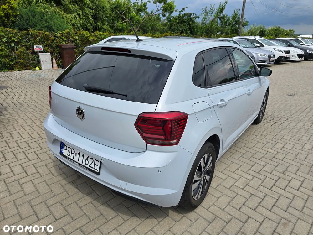 Volkswagen Polo - 4