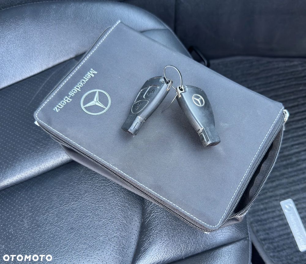 Mercedes-Benz CLK 320 Avantgarde - 32
