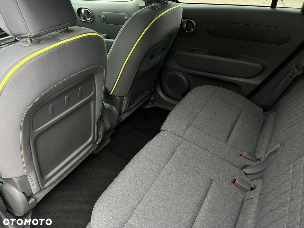 Hyundai Inster 49kWh Cross Smart - 16