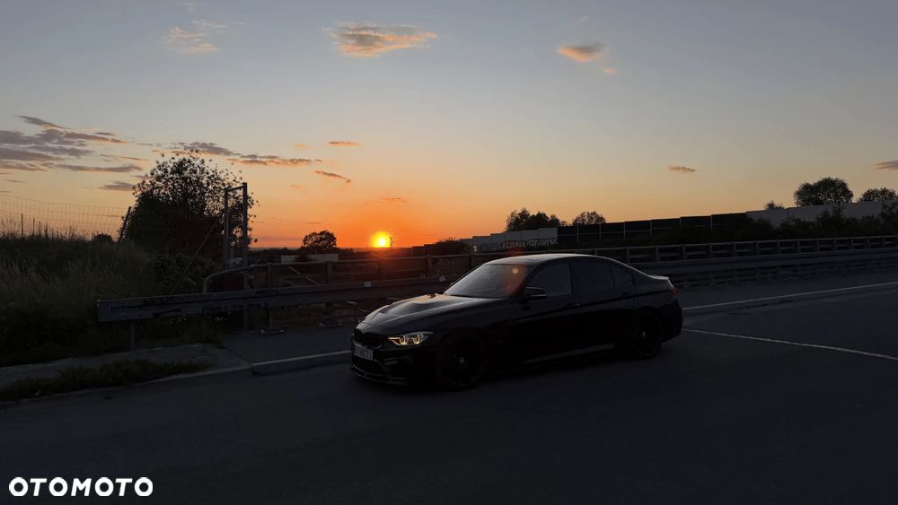 BMW Seria 3 330i xDrive Edition M Sport Shadow - 7
