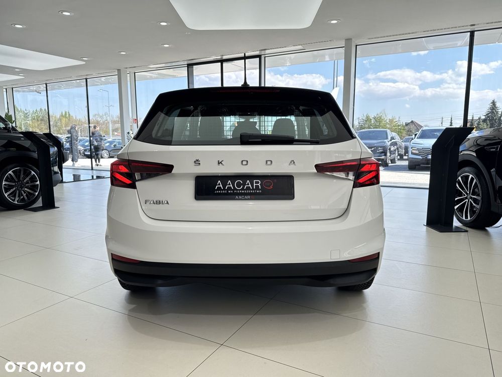 Škoda Fabia - 4