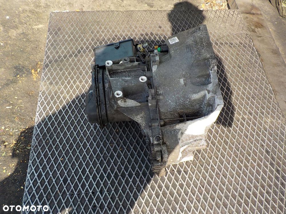FORD FOCUS III MK3 1.0 ECOBOOST SKRZYNIA BIEGÓW CV6R7002BBB - 4