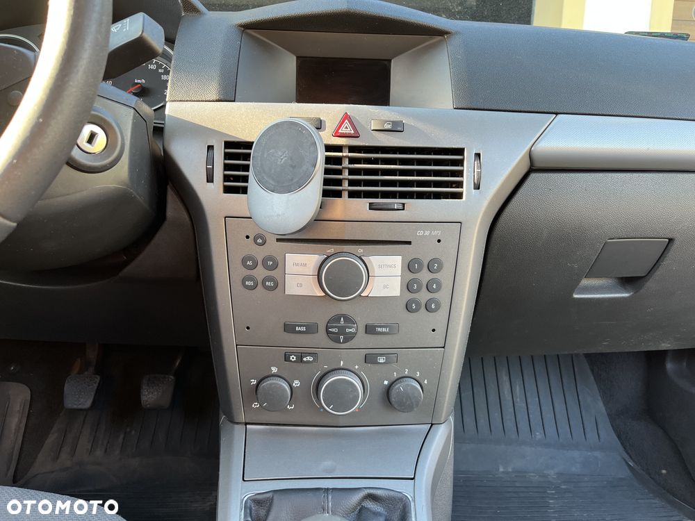 Opel Astra 1.6 Edition - 23
