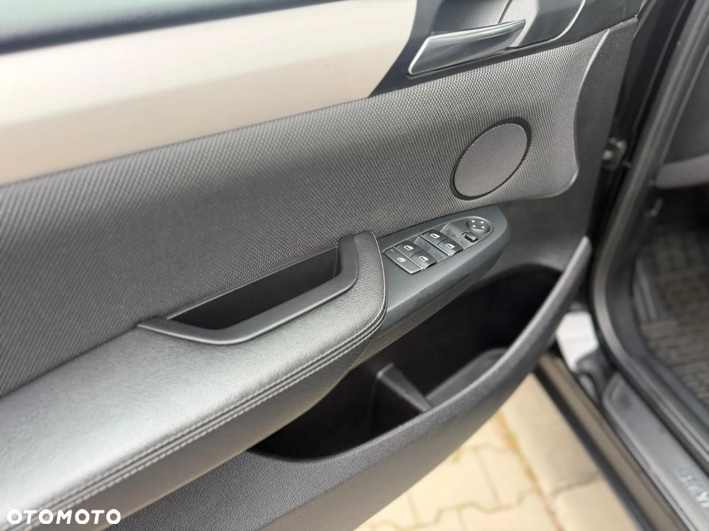 BMW X3 xDrive20d - 23