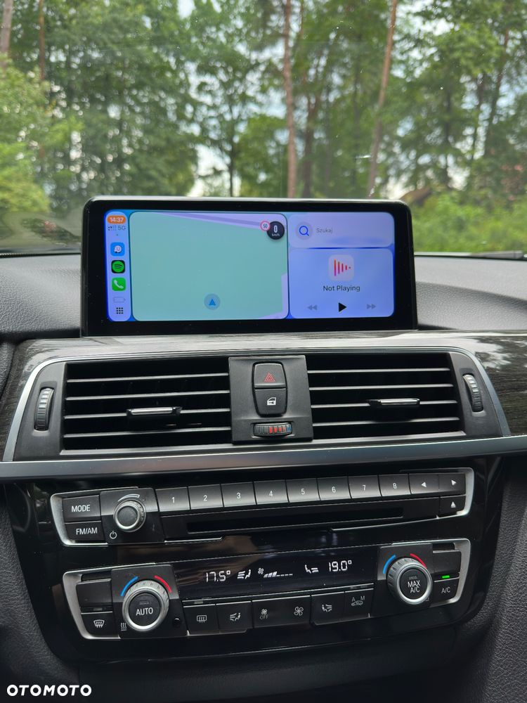 BMW Seria 3 330i Sport Line - 27