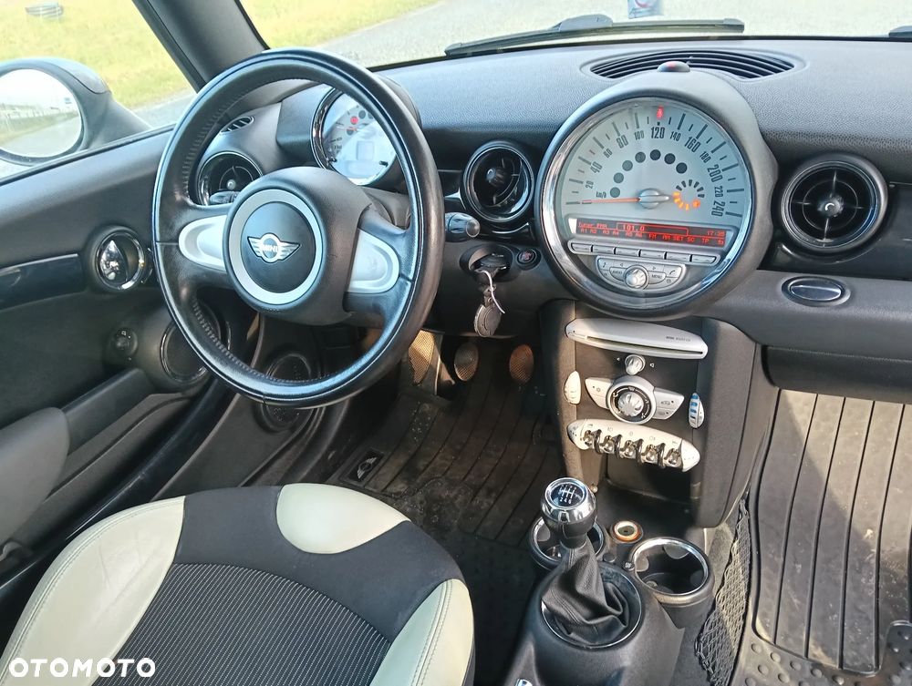 MINI ONE Standard - 19