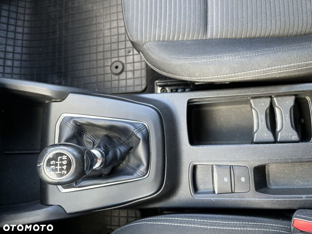 Ford Focus - 23