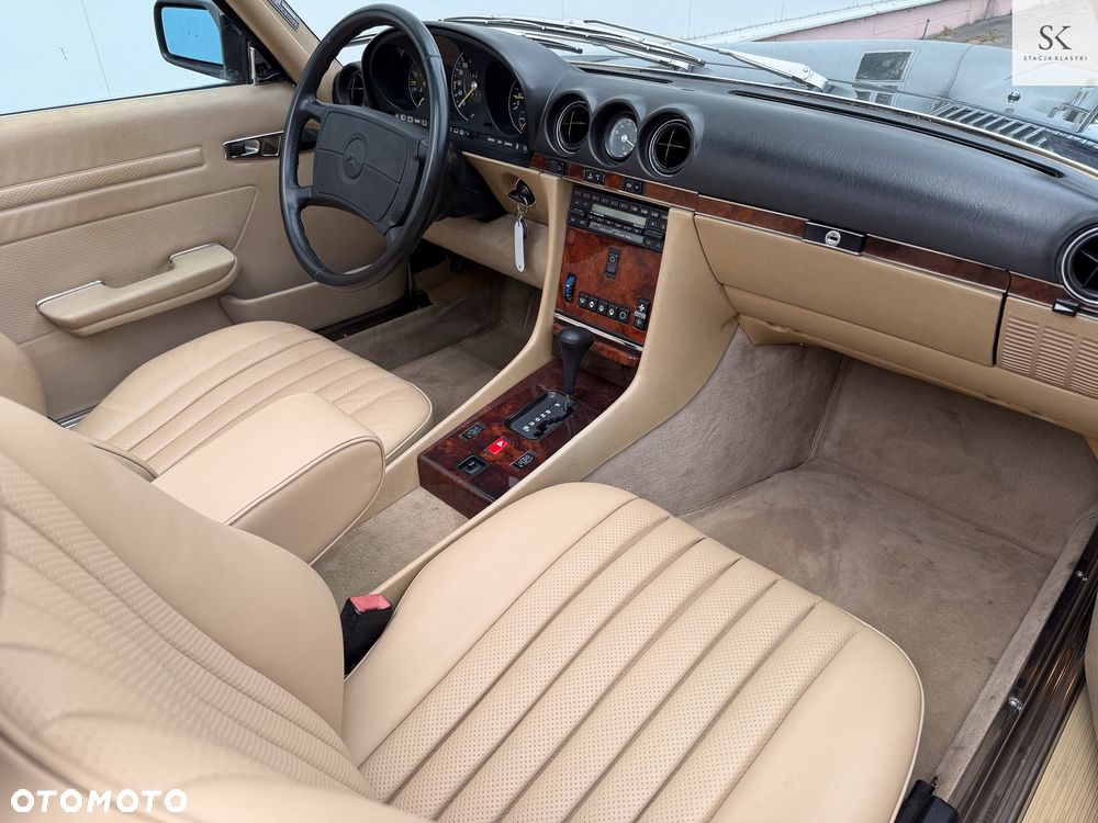 Mercedes-Benz SL - 17