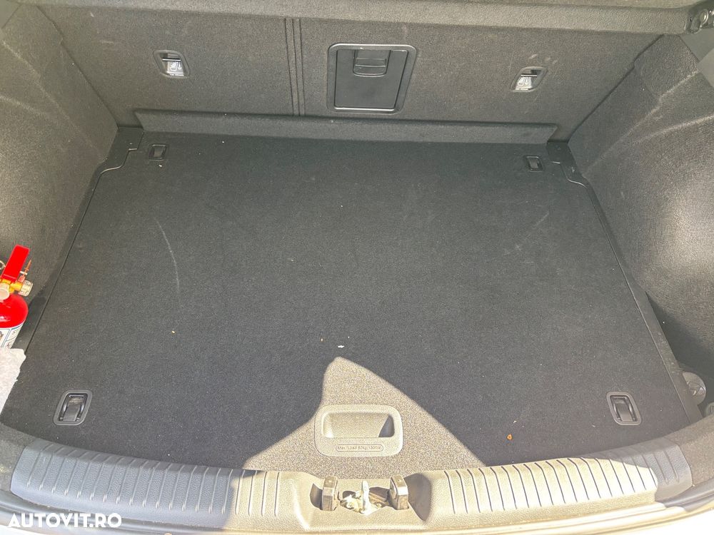 Hyundai i30 1.5 110CP 5DR M/T Highway - 28