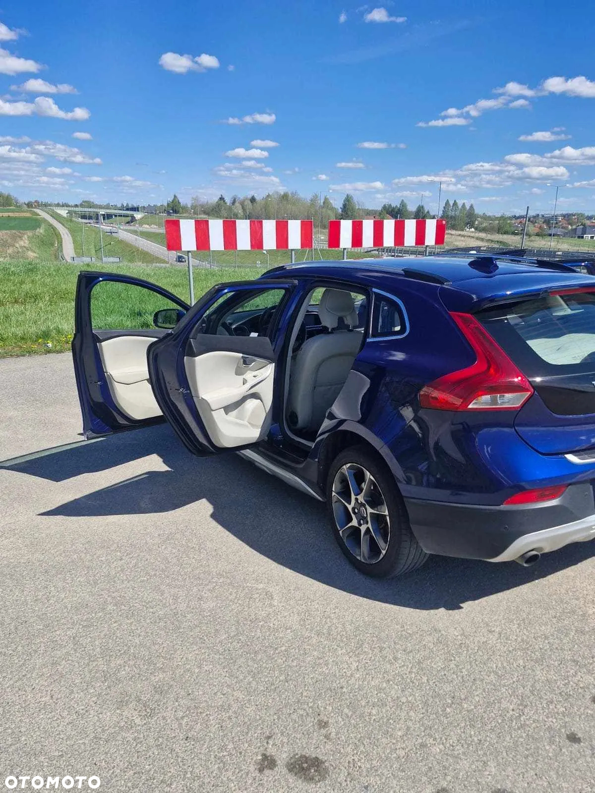 Volvo V40 D3 Drive-E Ocean Race - 11