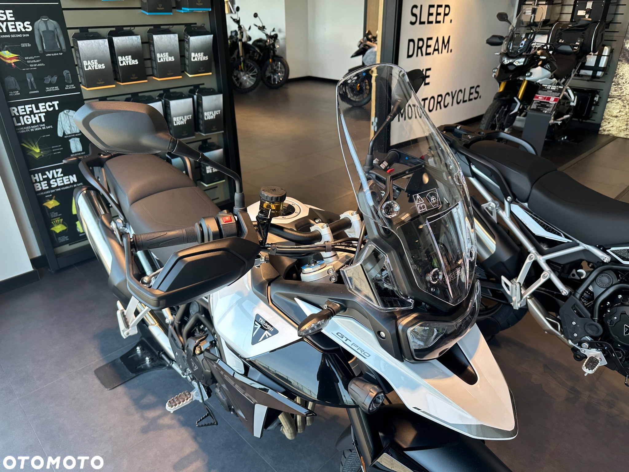Triumph Tiger - 2