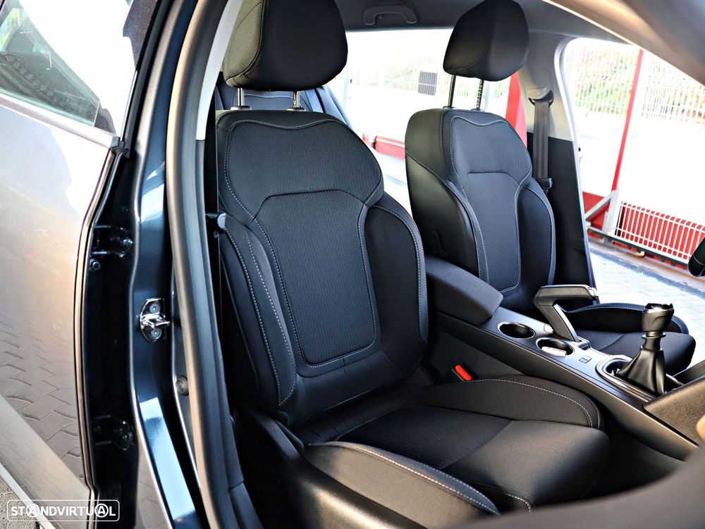 Renault Mégane Sport Tourer 1.5 Blue dCi Equilibre - 20