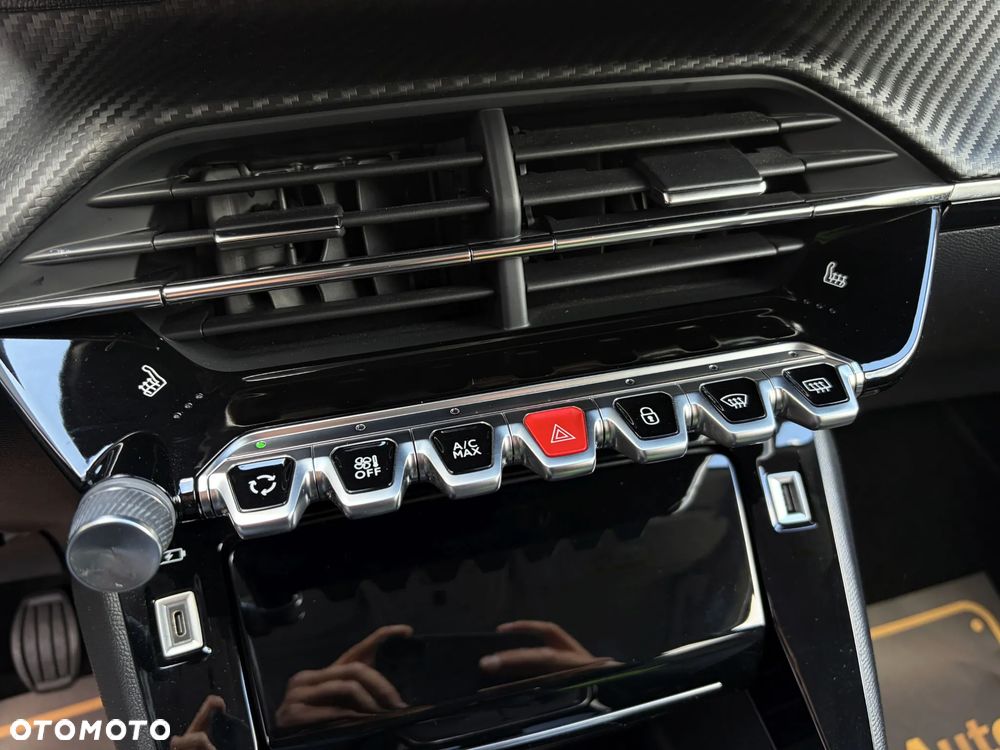 Peugeot 2008 1.2 PureTech Allure Pack S&S - 30