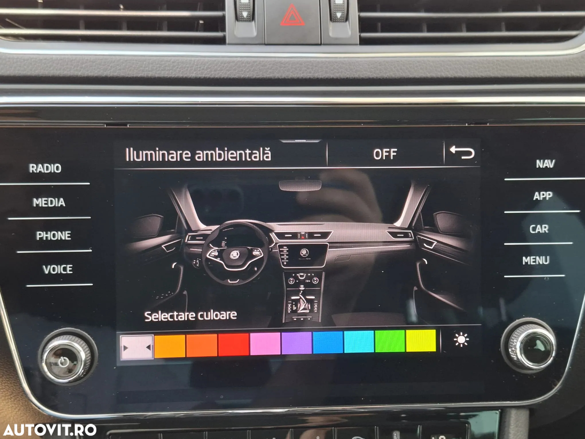 Skoda Superb 2.0 TSI DSG Style - 7