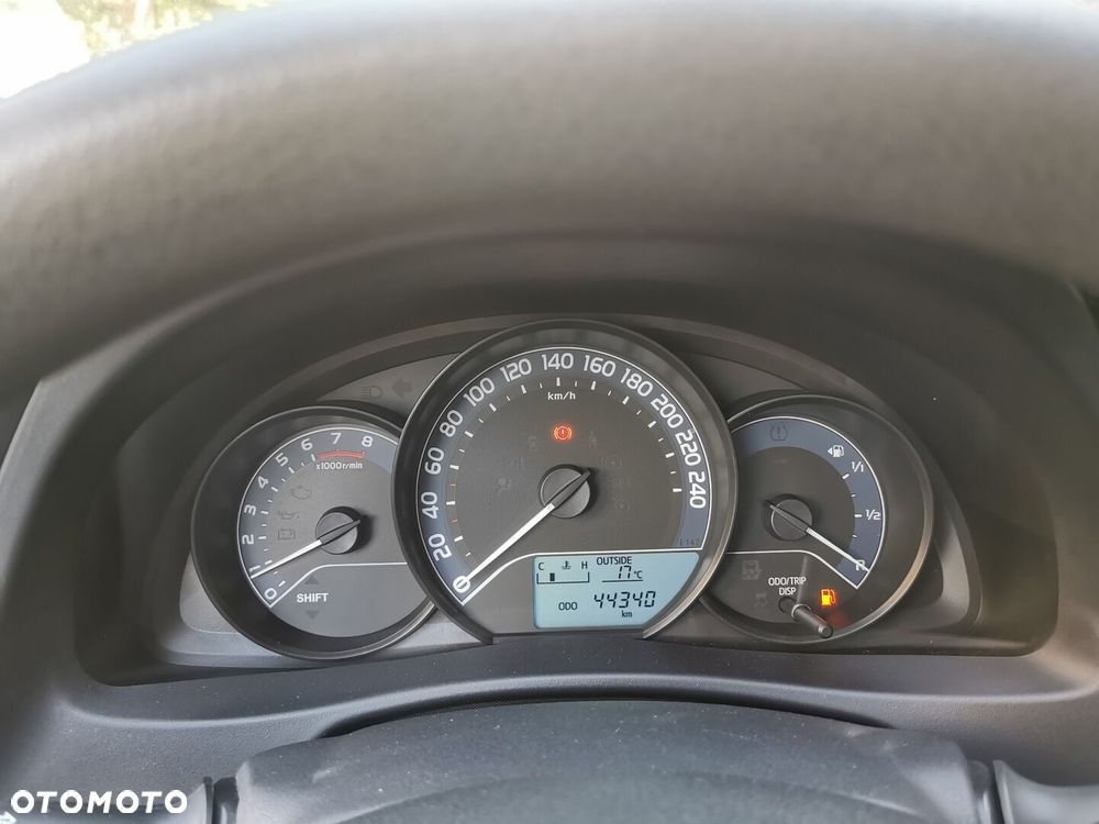Toyota Auris 1.33 VVT-i Active - 14