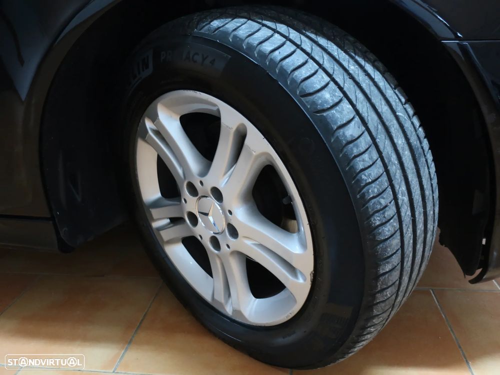 Mercedes-Benz E 200 CDI Classic - 6