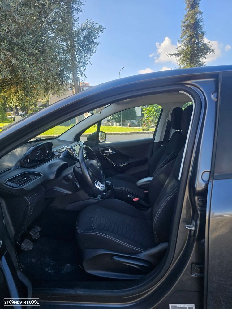 Peugeot 208 BlueHDi 100 Active - 12