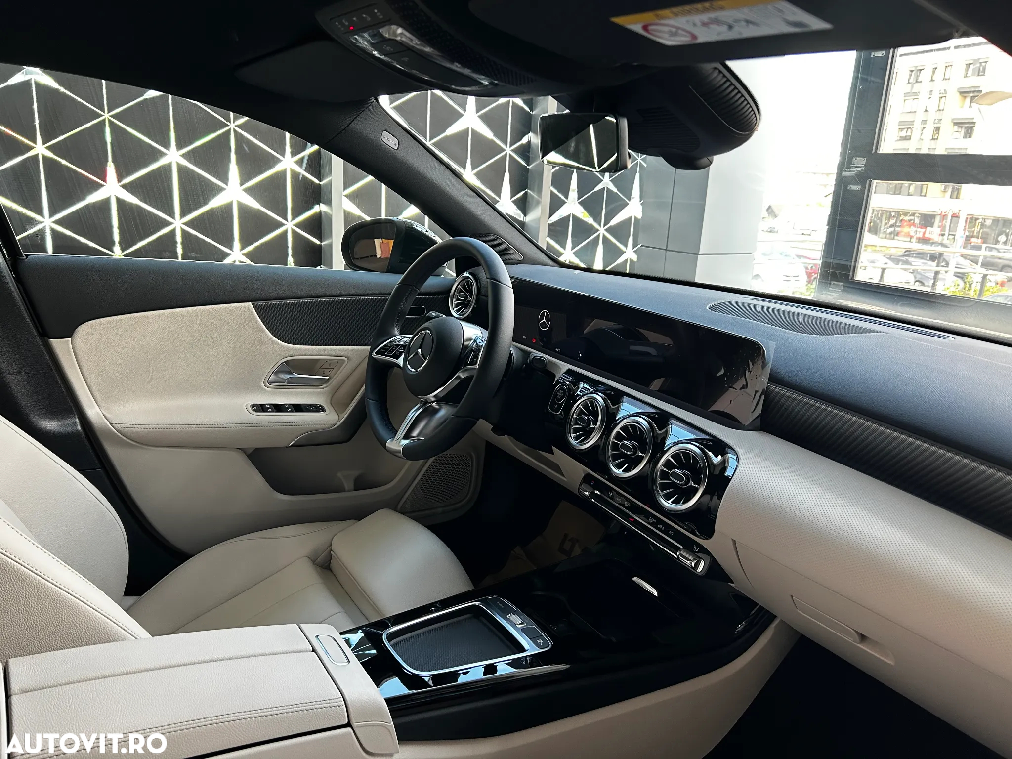Mercedes-Benz A 200 MHEV 7G-DCT - 13