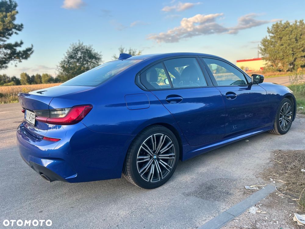 BMW Seria 3 318i M Sport - 15