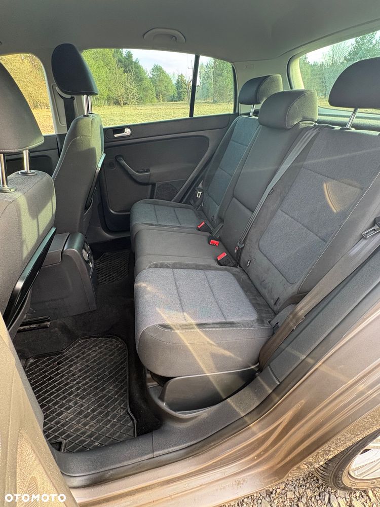 Volkswagen Golf Plus 1.6 TDI BlueMot Comfortline - 15