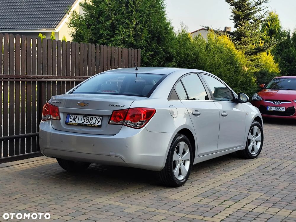 Chevrolet Cruze 2.0 LT - 4