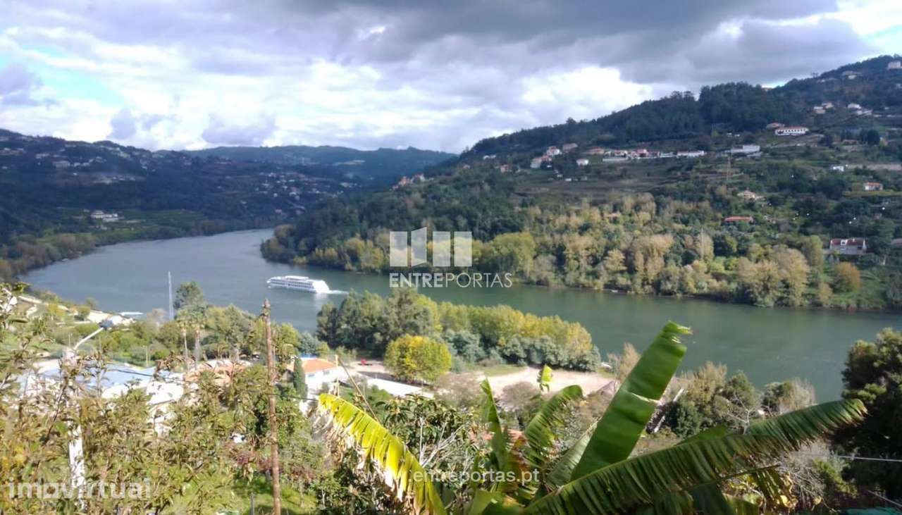 Venda Terreno c/ vistas magníficas sobre o Rio Douro, Magrelos, Marco - Grande imagem: 2/30