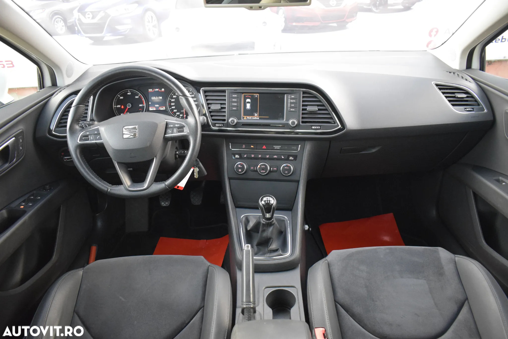 Seat Leon 1.6 TDI Start&Stop CONNECT - 11