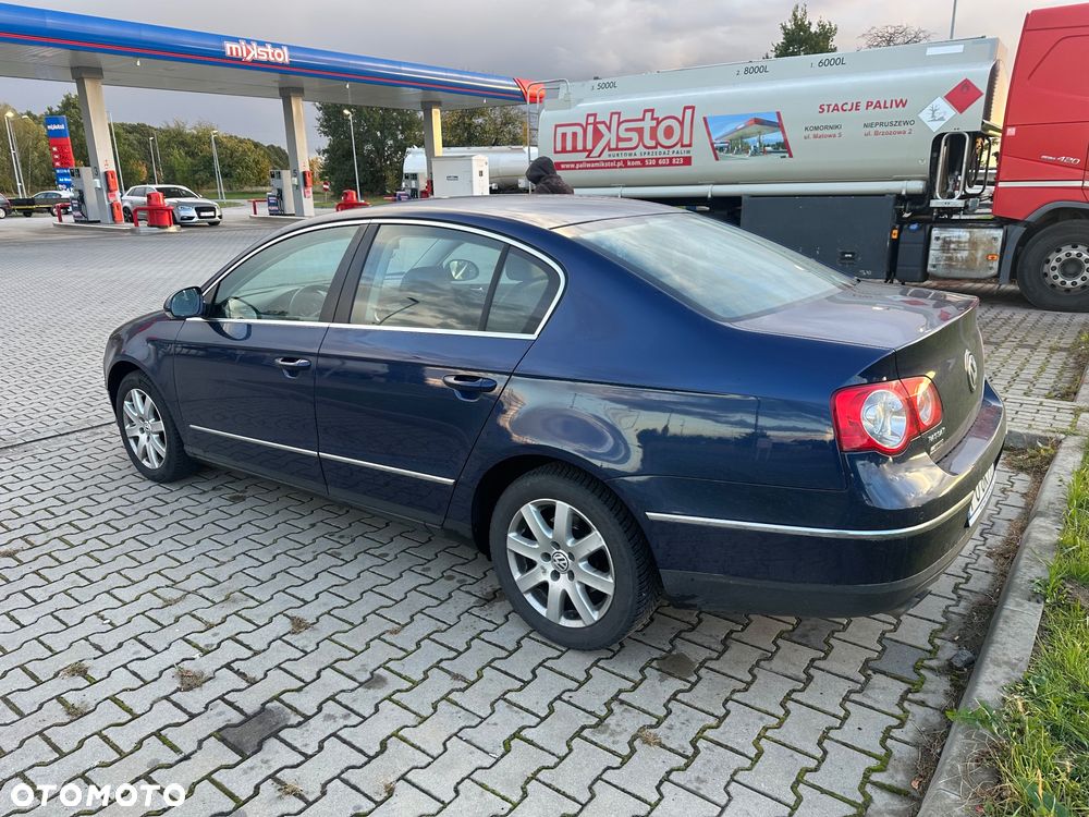 Volkswagen Passat 2009 photo 4
