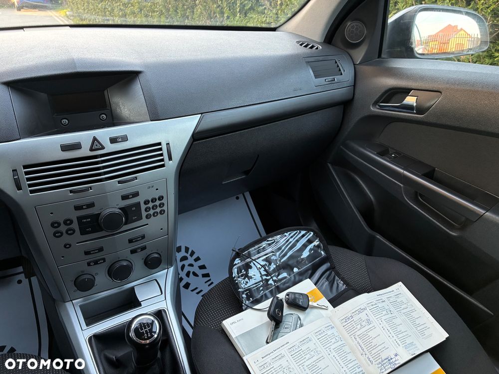 Opel Astra 1.6 Cosmo - 11