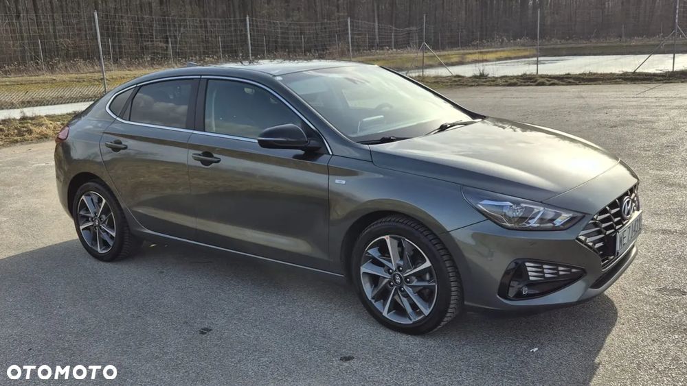 Hyundai i30 ver-1-5-t--gdi-48v-smart-dct - 8