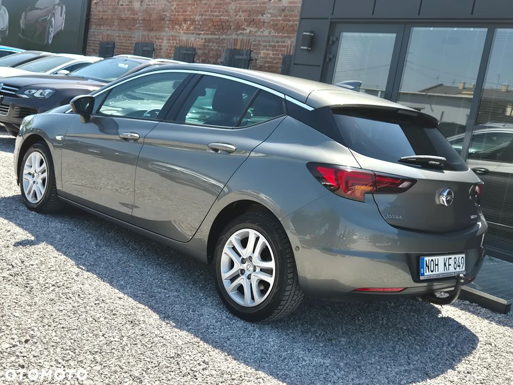 Opel Astra 1.4 T Dynamic S&S - 9