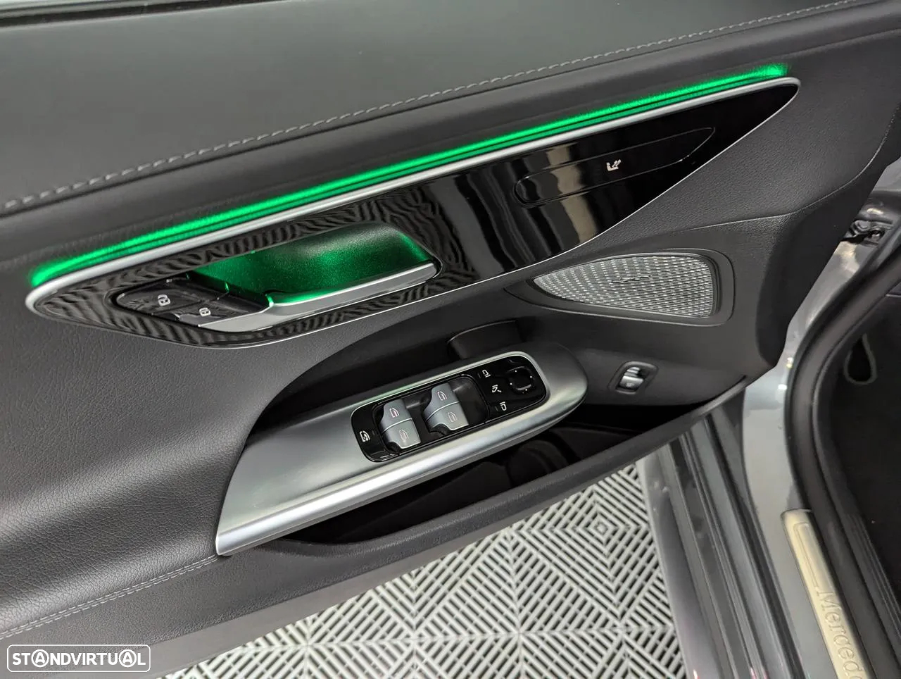 Mercedes-Benz C 300 d AMG Line - 31