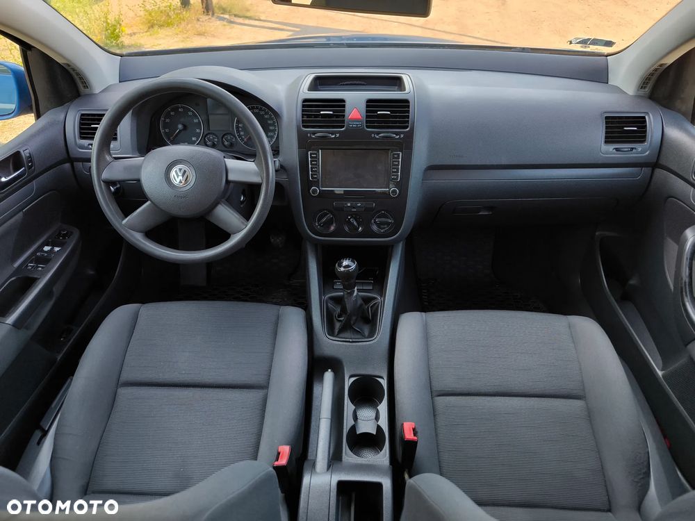 Volkswagen Golf - 12