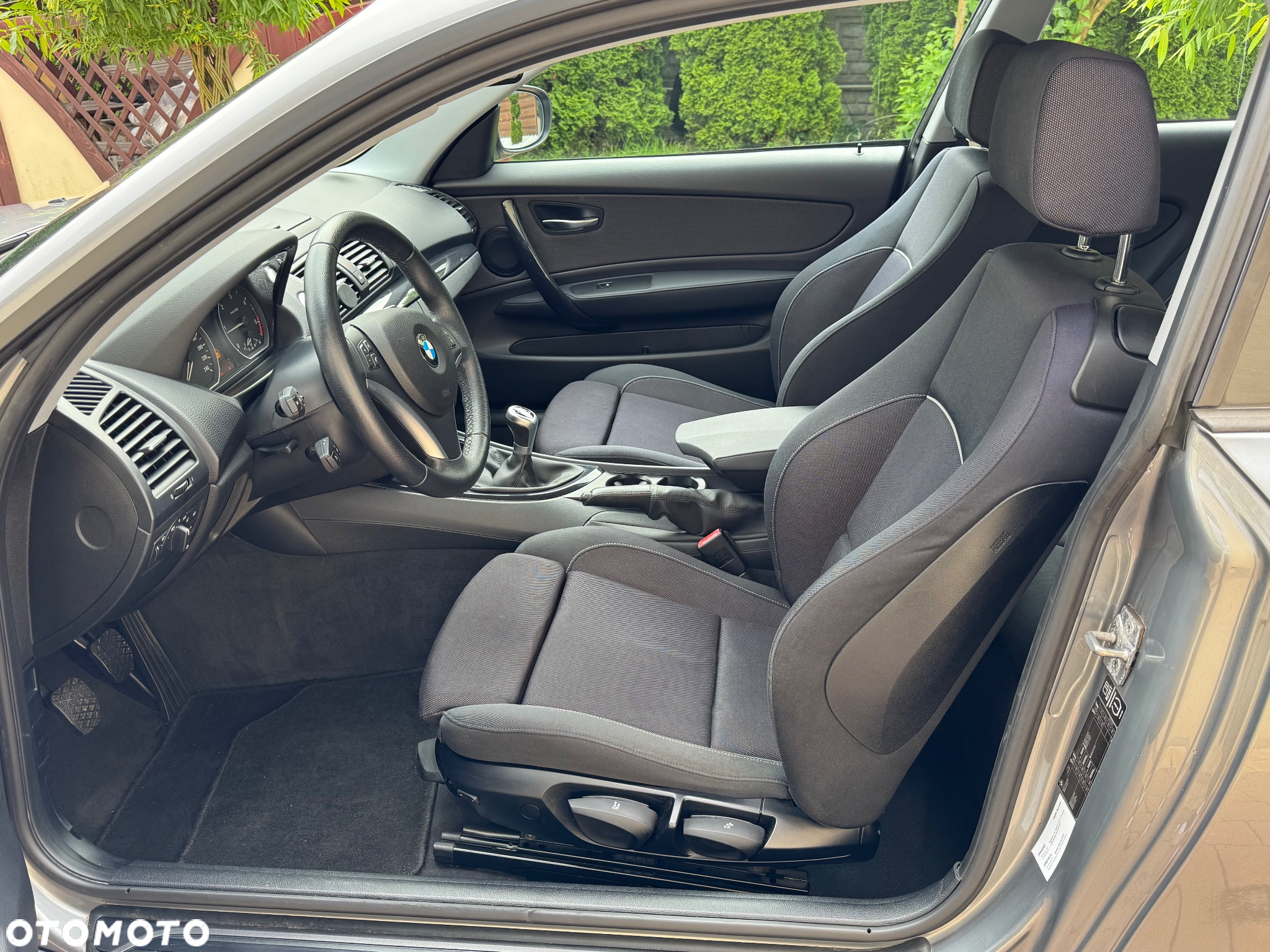 BMW Seria 1 118d DPF - 10