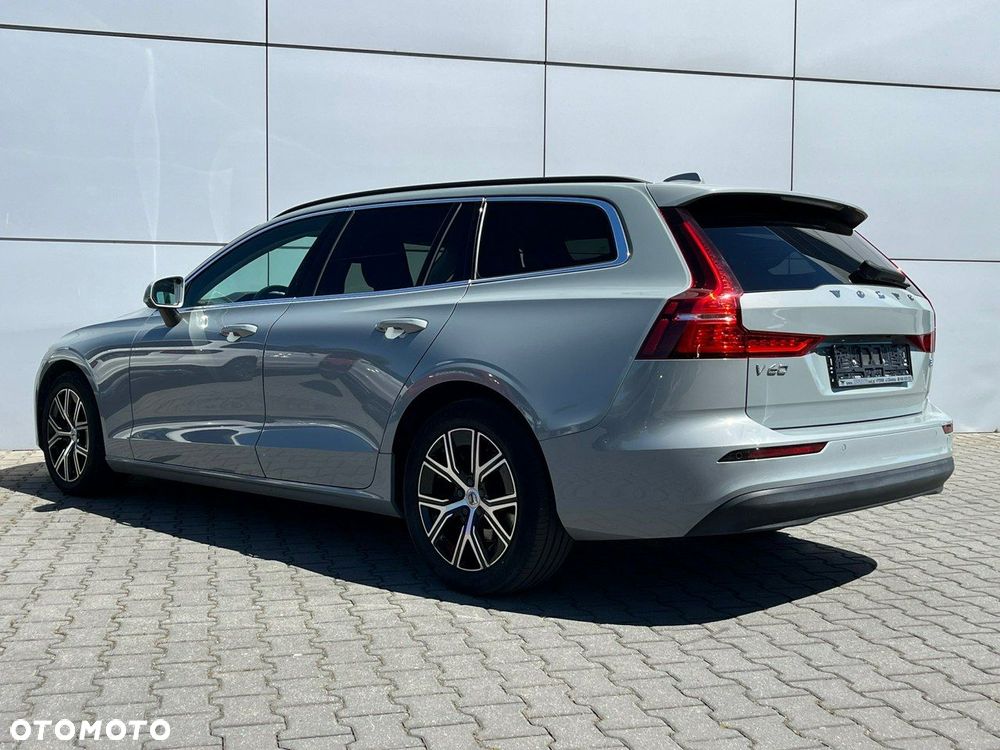 Volvo V60 B4 D Core - 12