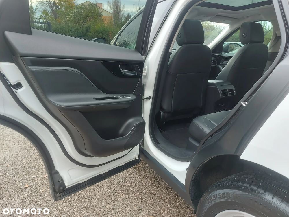 Jaguar F-Pace 3.0 V6 AWD Prestige - 12