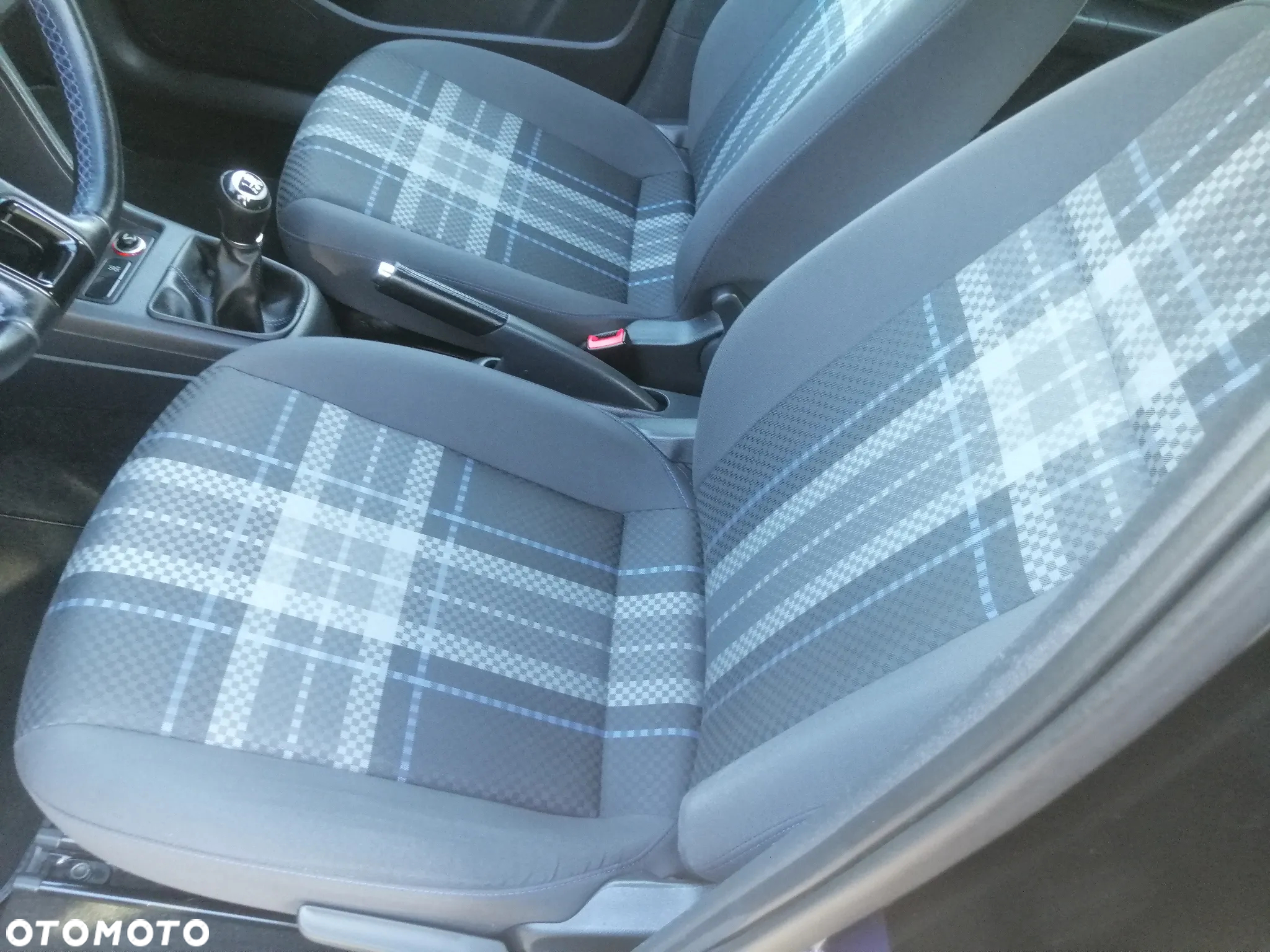 Volkswagen up! club - 21