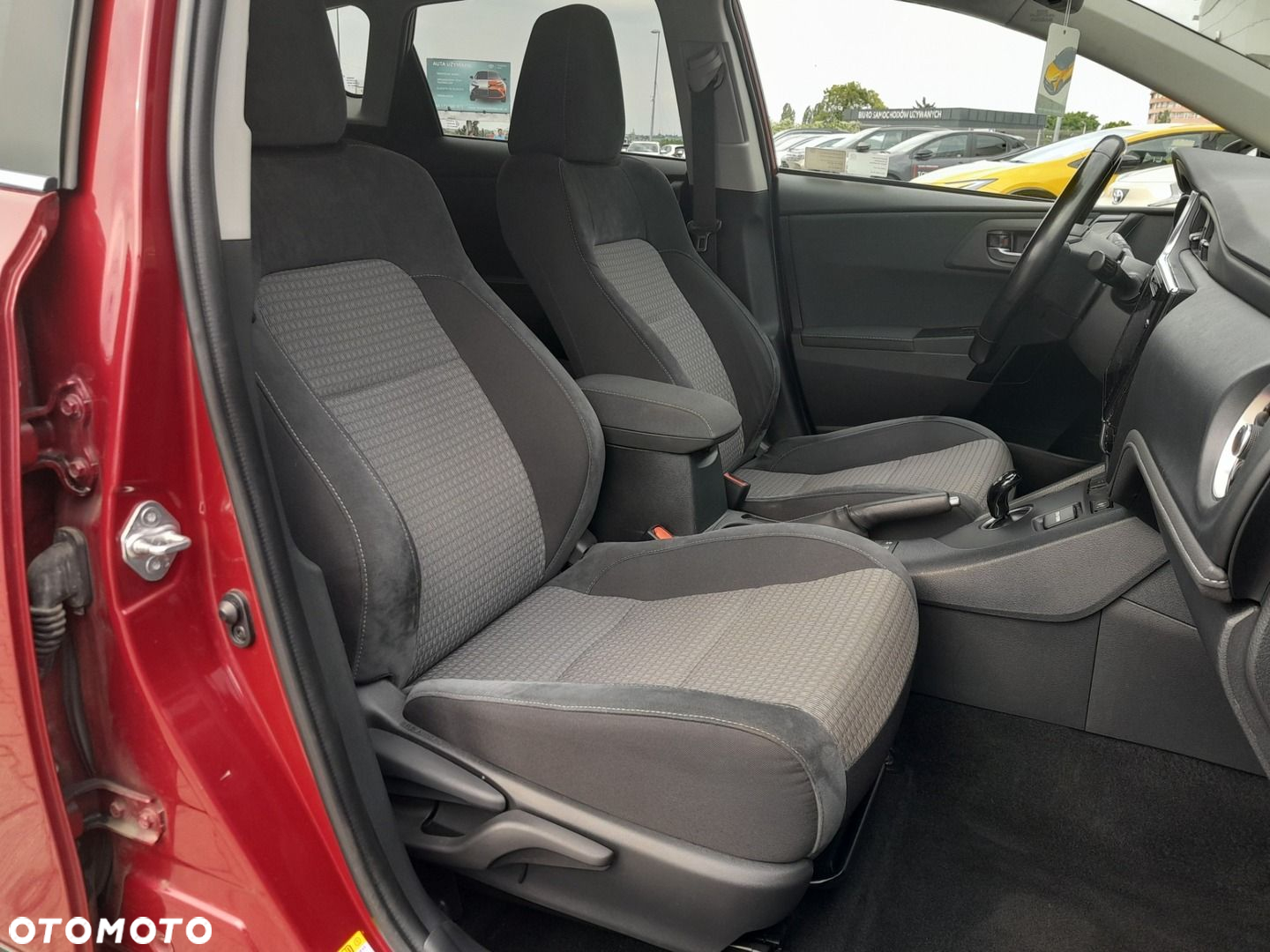 Toyota Auris - 15