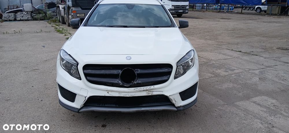 Mercedes-Benz GLA 200 (CDI) d AMG Line - 2