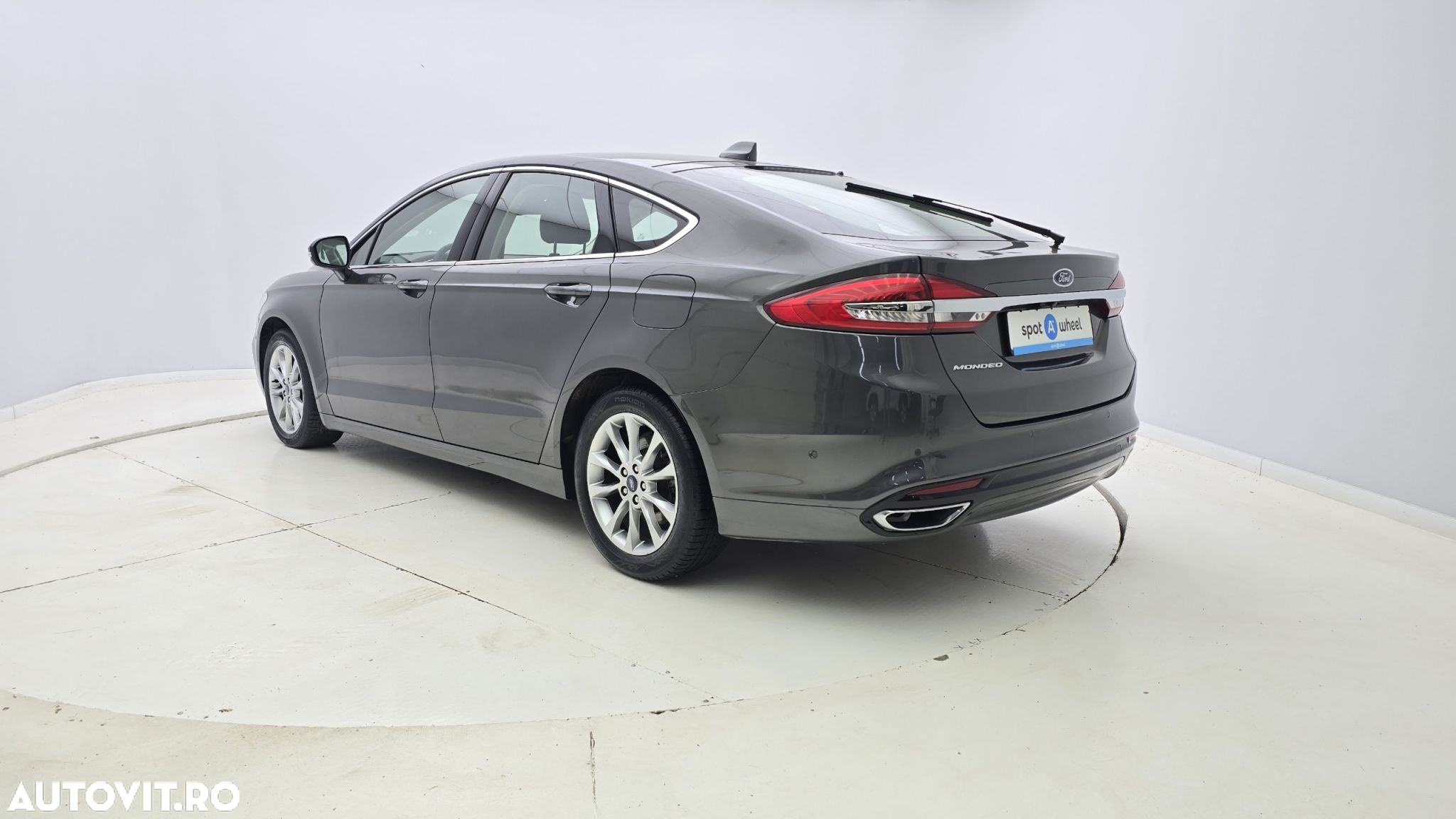 Ford Mondeo - 8