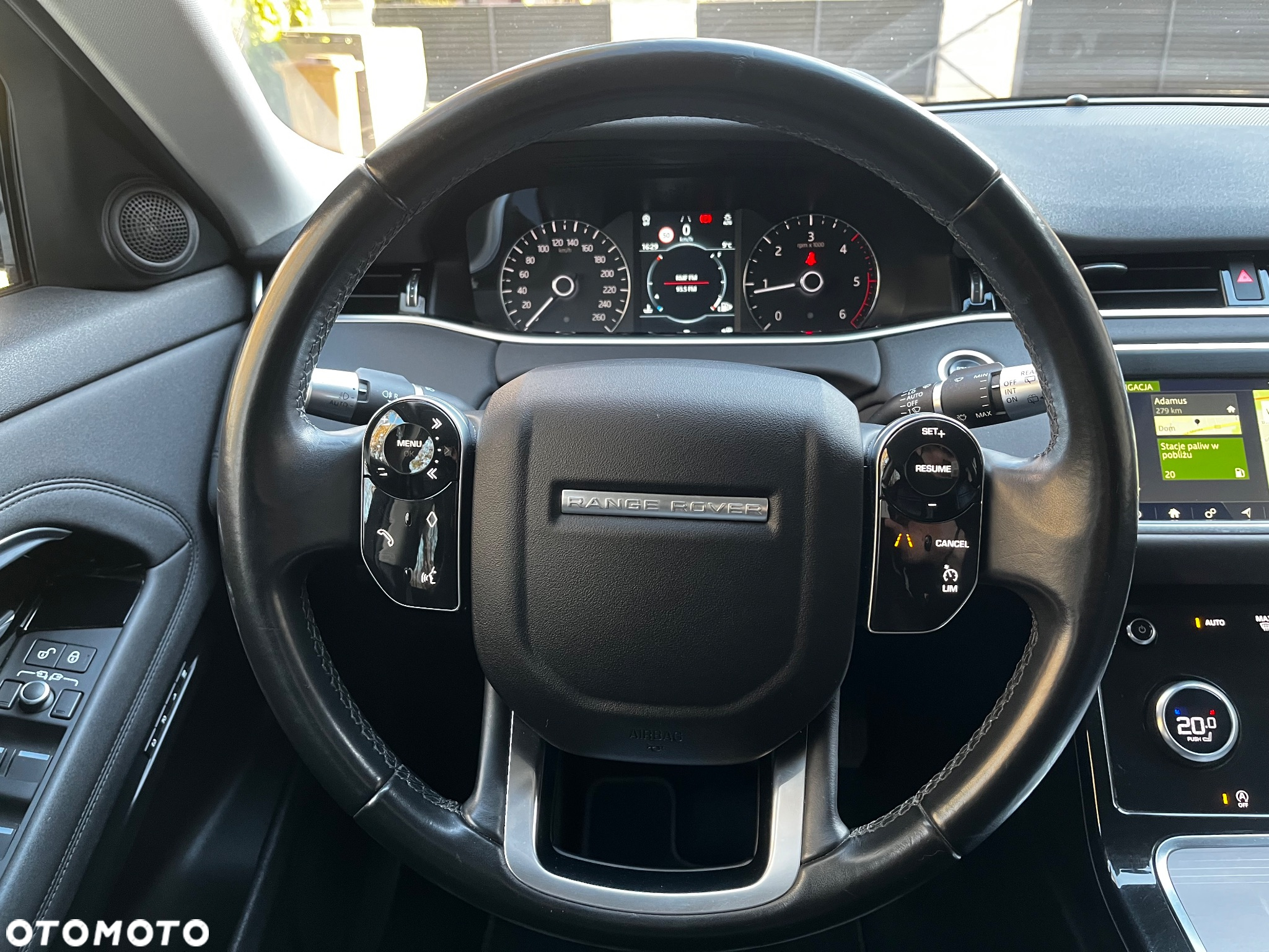 Land Rover Range Rover Evoque - 21